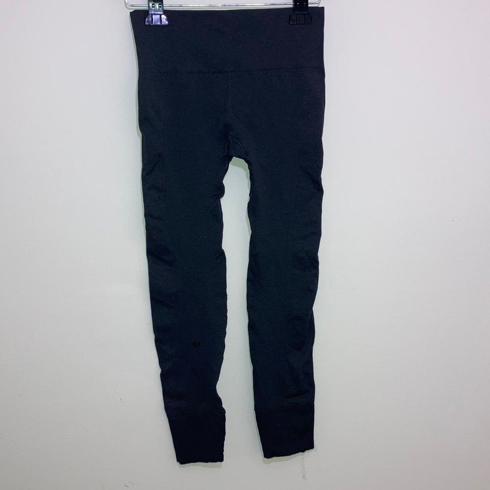 LULULEMON | Ebb to Street Legging - Grey